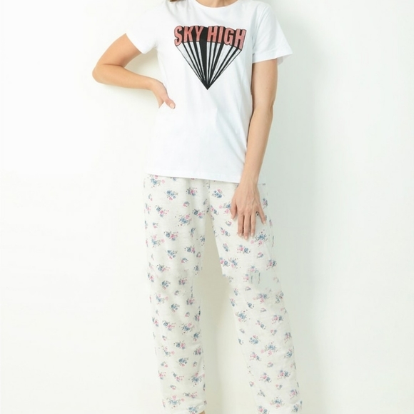 Pijama - Picture 2 of 2